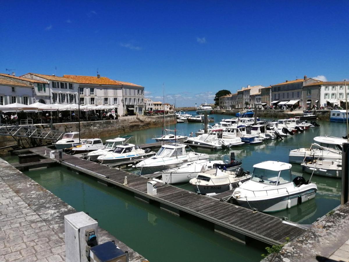 Appartement élégant avec vue sur le port Saint-Martin-de-Ré Extérieur photo
