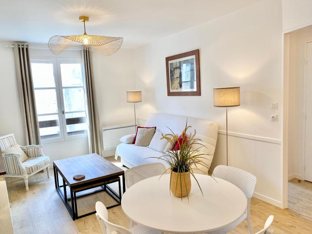 Appartement élégant avec vue sur le port Saint-Martin-de-Ré Extérieur photo