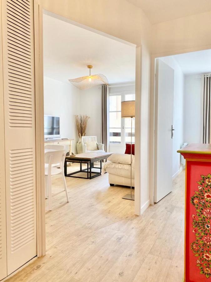 Appartement élégant avec vue sur le port Saint-Martin-de-Ré Extérieur photo