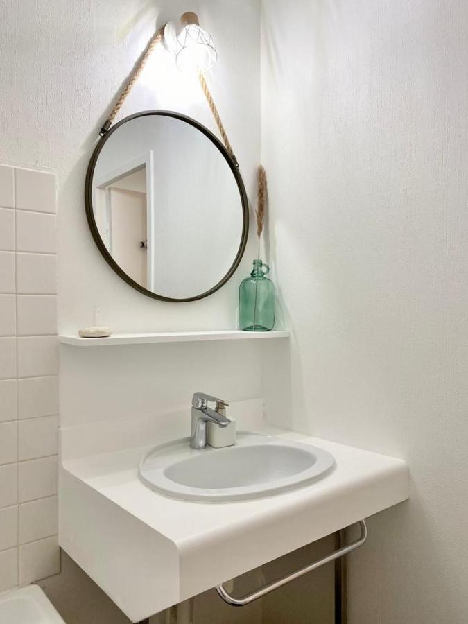 Appartement élégant avec vue sur le port Saint-Martin-de-Ré Extérieur photo