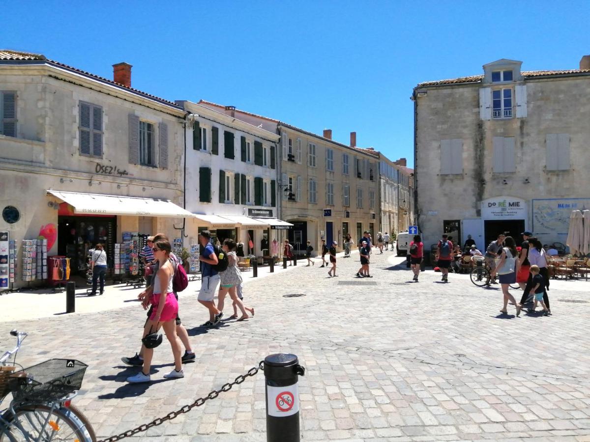 Appartement élégant avec vue sur le port Saint-Martin-de-Ré Extérieur photo