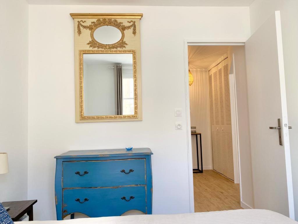 Appartement élégant avec vue sur le port Saint-Martin-de-Ré Extérieur photo
