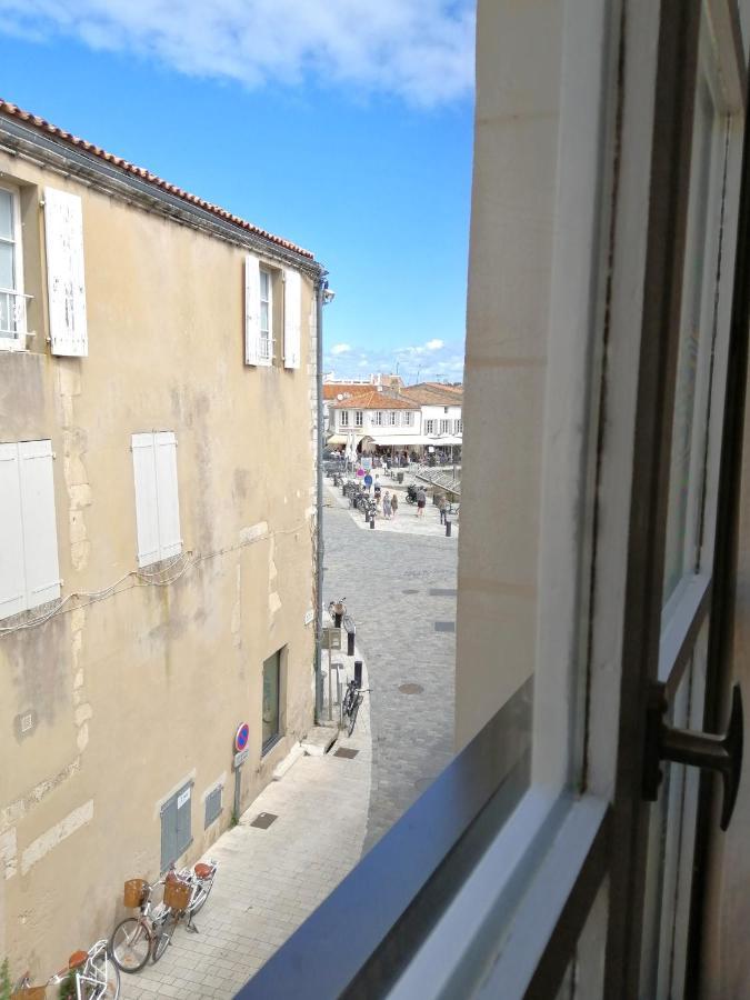 Appartement élégant avec vue sur le port Saint-Martin-de-Ré Extérieur photo